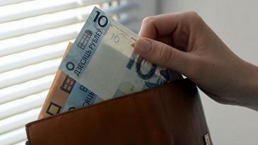 Белстат: Брестская область — единственная, где нет задолженности по выплате зарплаты