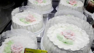 Фирменный торт «Мечта» столичного супермаркета «Центральный» теперь доступен и брестчанам