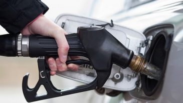 Индекс бензина – 2023: сколько литров бензина может купить беларус на среднюю зарплату?
