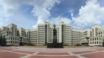«Закрыть Министерство информации и заколотить окна». Достаточно ли просто свободы, чтобы построить новую Беларусь?