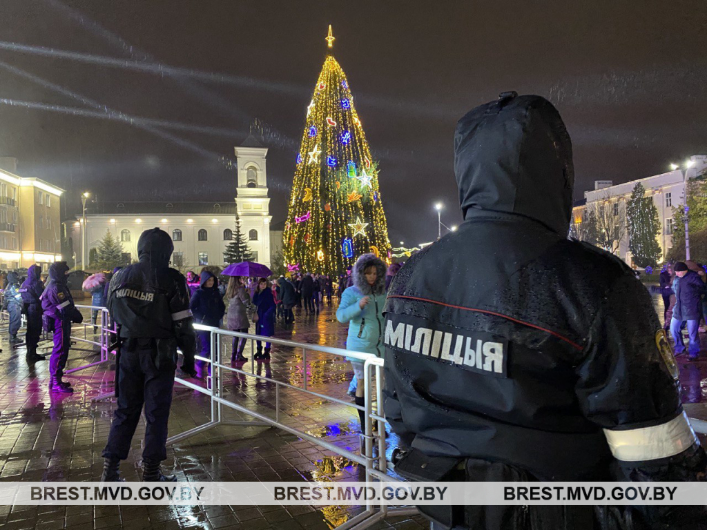 Новогодняя ночь 2021 года, Брест.https://brest.mvd.gov.by/