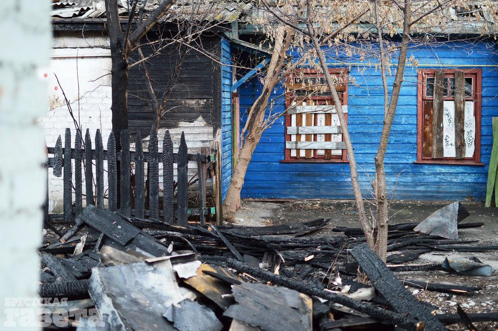 Зима голубое такси. Послевоенная деревня. Дворы хрущевок. Помнить двор. Помнить двор.