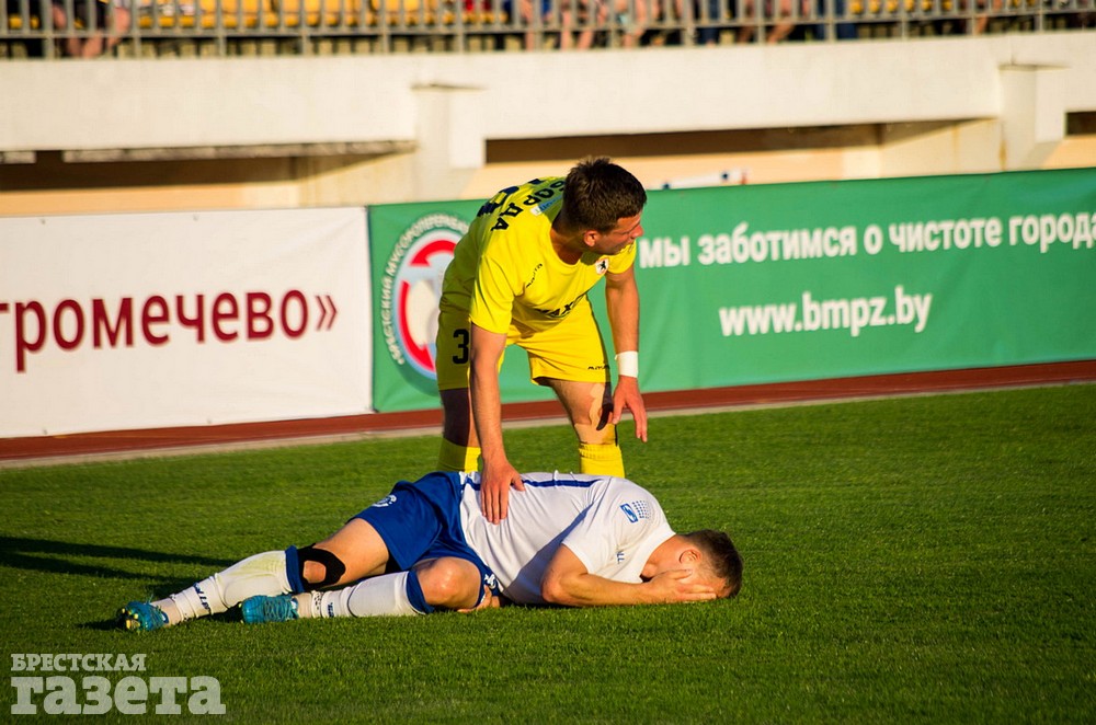 Динамо-Брест, Сморгонь, чемпионат Беларуси, футбол, Брест