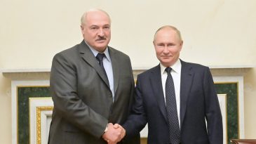 Эксперты — о Лукашенко: «Если помогает интересам России — его терпят, когда перестает — отношения с ним ухудшаются»