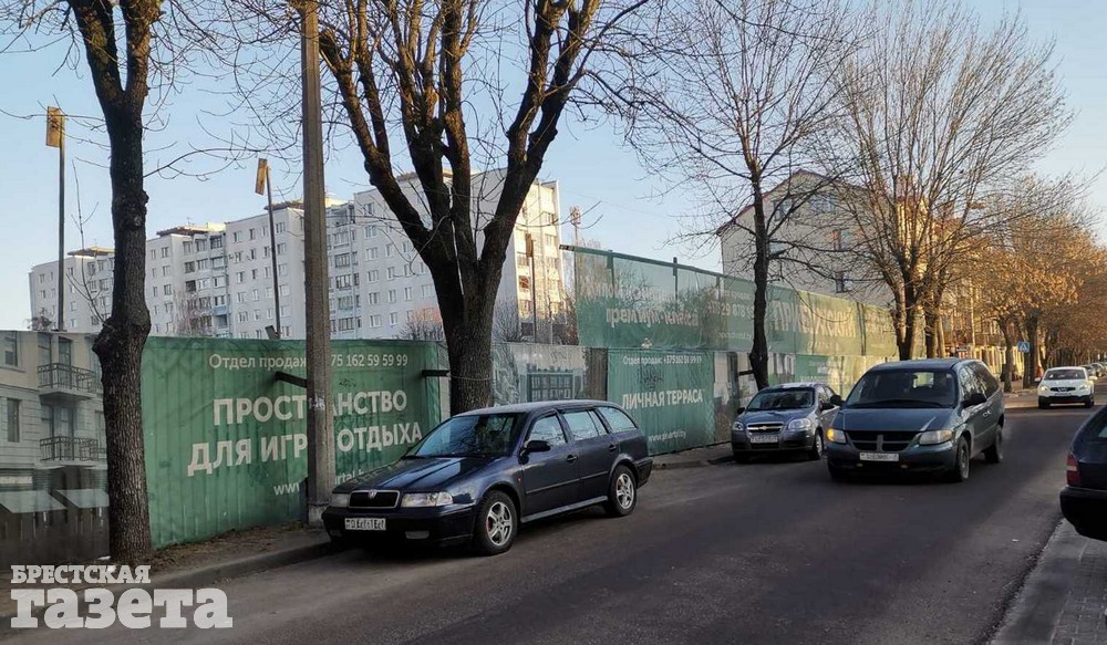 Ограждение территории, где планируют построить «Прибужский квартал».