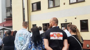 «Добро обязательно должно победить. Нас больше, шчырых и добрых людей»: активист – о беларуском протесте