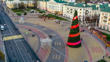 Поздравление с праздниками от политзаключенной, список новогодних дискотек: Что произошло в Бресте и области 28 декабря