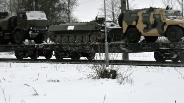 В Беларусь прибывают воинские эшелоны, 16 января начнутся летно-тактические учения. Ждать ли чего-то нового?