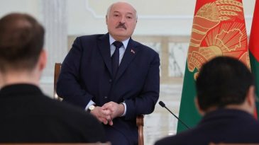 Лукашенко три часа говорил с западными журналистами. С помощью облака слов показываем, что его волновало больше всего