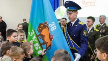 Брестские десантники создали военно-патриотический клуб для детей. Усов: «Они станут по сути боевиками Лукашенко»