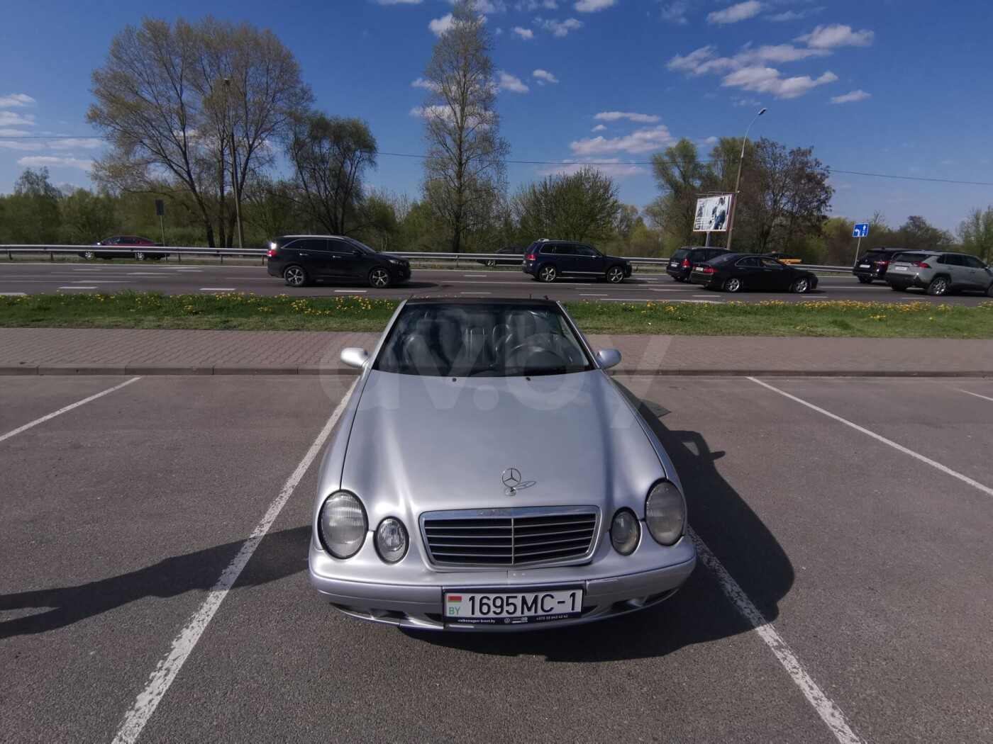 Mercedes-Benz CLK C208 за 6 099$. Фото: av.by.
