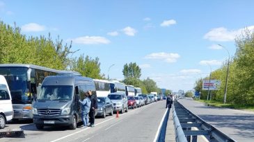 Смерть политзаключенного, задержания в Барановичах, огромные очереди на границе: Что произошло в Бресте и области 8 мая