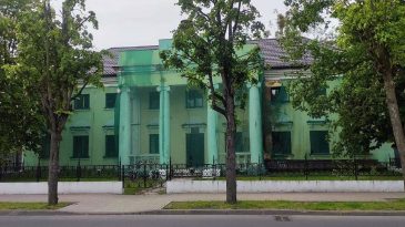Начало суда над врачом скорой, здание на Леваневского снова пытаются продать: Что произошло в Бресте и области 18 мая