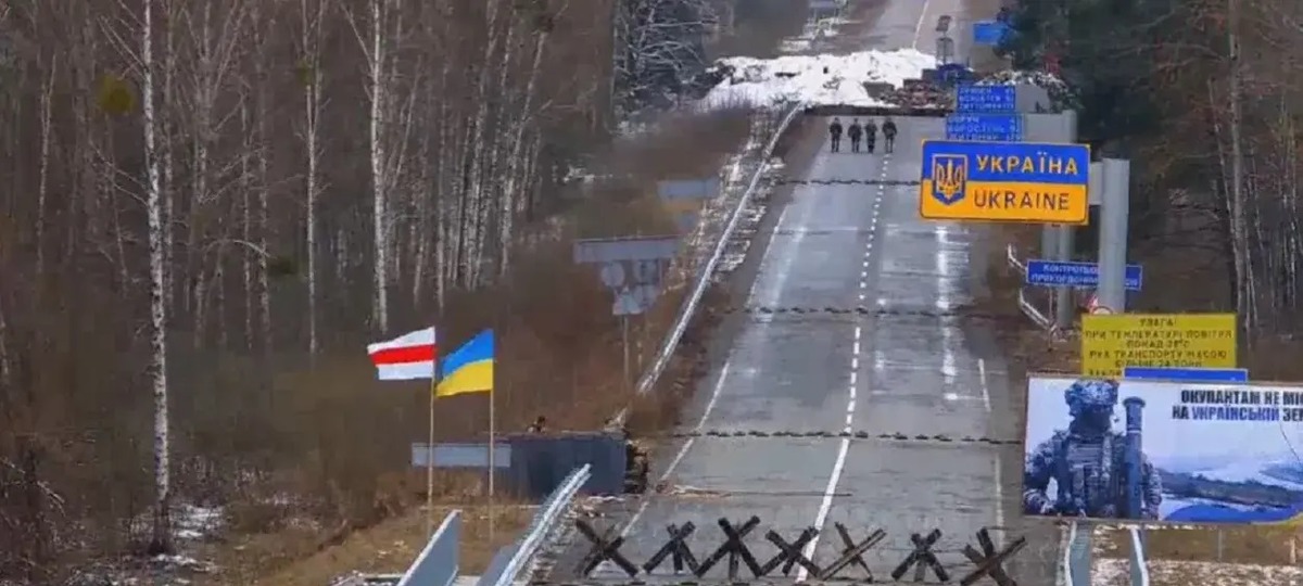 Граница Украины и Беларуси после начала войны. Скриншот видео