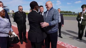 Лукашенко готов дружить даже с каннибалами, лишь бы подольше оставаться «дорогим эль-хефе»