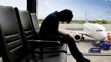 Не пустили на рейс Ryanair, не открывали счет в банке: истории беларусов с женевским паспортом 