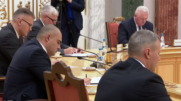 Валерий Карбалевич: Лукашенко не собирается никуда уходить, хотя и говорит про «смену поколений»