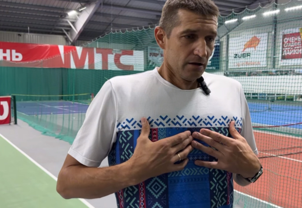 Максим Мирный в своем «Макс Мирный Центр», 30 октября 2023 года. Фото: скриншот видео инстаграм-аккаунта Белорусской теннисной федерации.