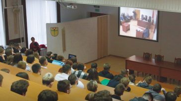 «Показательные» суды студентов БрГУ, подготовка к единому дню голосования: Что произошло в Бресте и области 13 декабря