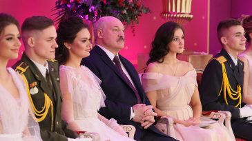 Александр Фридман: Лукашенко боится и не верит «молодой гвардии», которая постепенно вытесняет стариков из власти