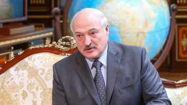 «И нужно, и страшно»: Лукашенко «под себя» создал Всебелорусское народное собрание