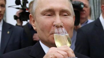 Полярник Лукашенко, борьба с буржуйчиками, преждевременное шампанское у россиян: шутки и мемы недели