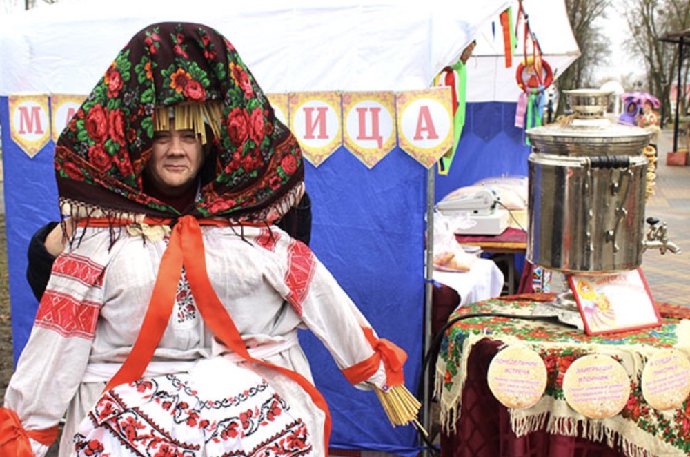 Фотозона на праздновании Масленицы в Ганцевичах. Фото:gants.by.