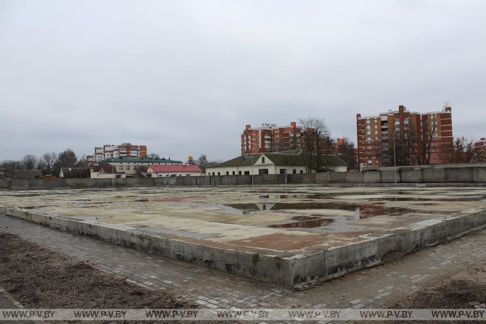 Фундамент теннисного корта в Пинске. Февраль 2024 года. Фото: p-v.by.