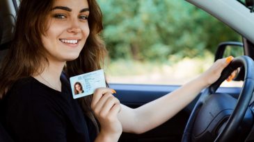 Не знаете, как заменить водительские права за границей? Собрали руководство к действию в разных странах