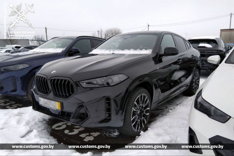 BMW X6 2023 года выпуска, который задержали на границе