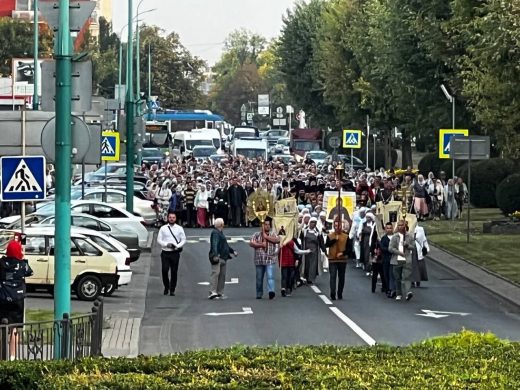 Крестный ход в честь 345-летия со дня обретения мощей преподобномученика Афанасия Брестского в Бресте 18 сентября 2024 года. Фото из Telegram