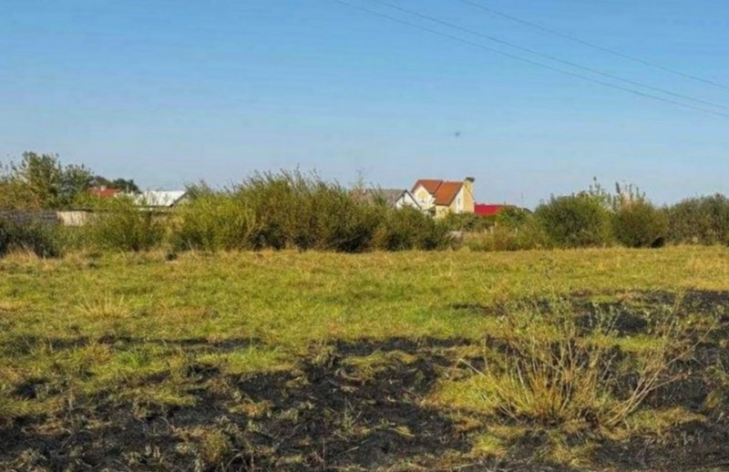 Сгоревшая трава в Березовском районе