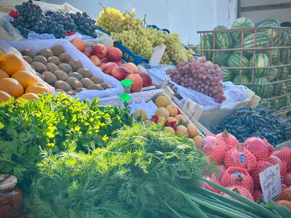 Продукция сельскохозяйственной ярмарки в Бресте в 2024 году. Фото: «Любимый Брест».