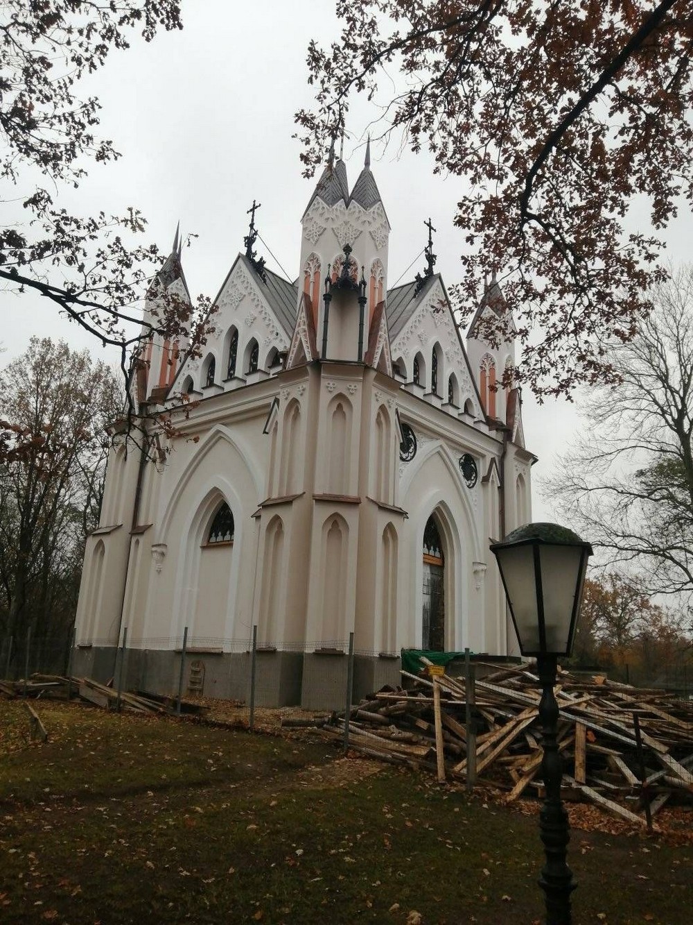 Часовня-усыпальница рода Ожешко в агрогородке Закозель после реставрации. Фото из соцсетей