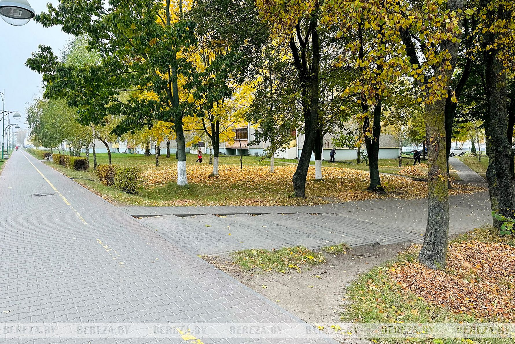 Дорога около дома №111 по улице Владимира Ленина в Березе. Фото: bereza.by.