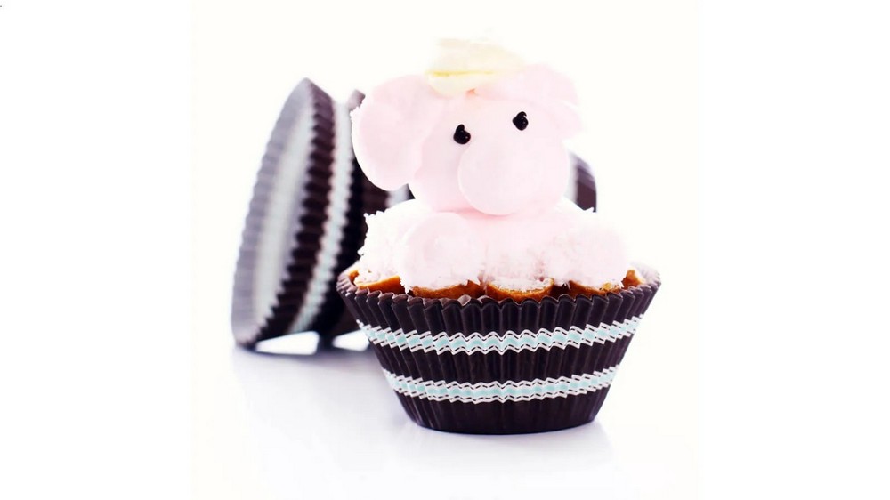 Сладкое пирожное в форме поросенка. Фото: freepik.com
