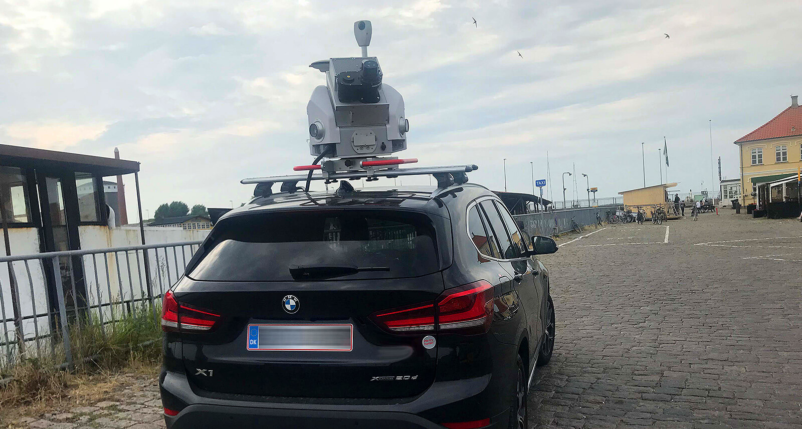 Прибор, сканирующий состояние дорог в Дании. 