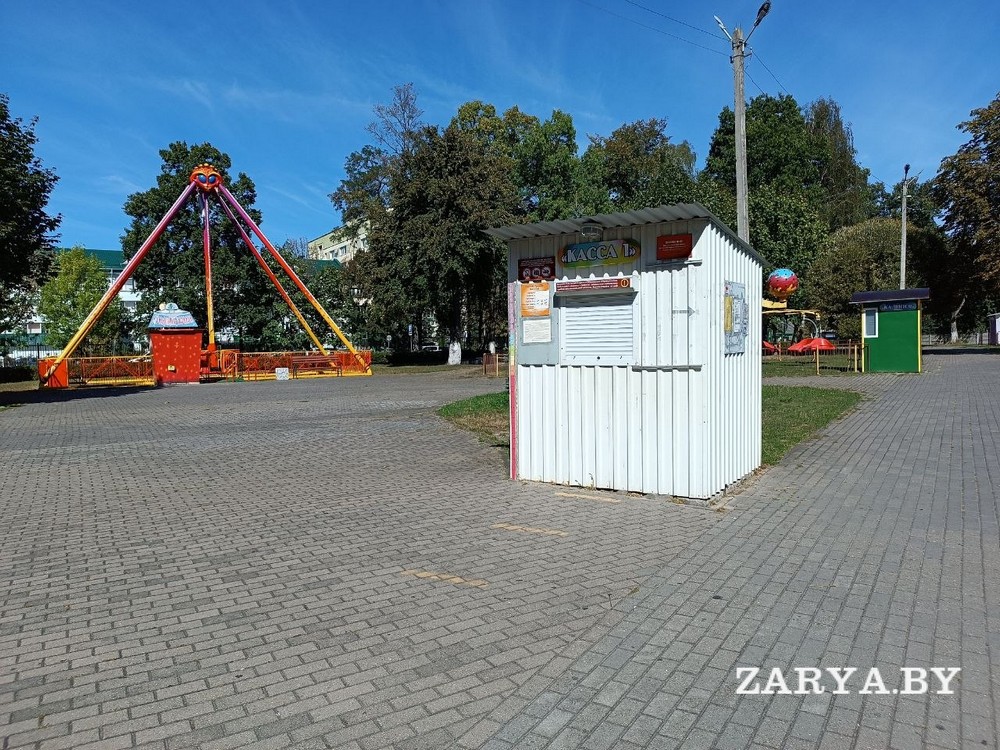 Городской парк в Пинске в сентябре 2026 года. Фото: «Заря»